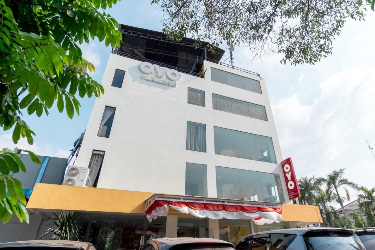 Oyo Flagship 1348 Hotel Home Anaya Μεντάν Εξωτερικό φωτογραφία